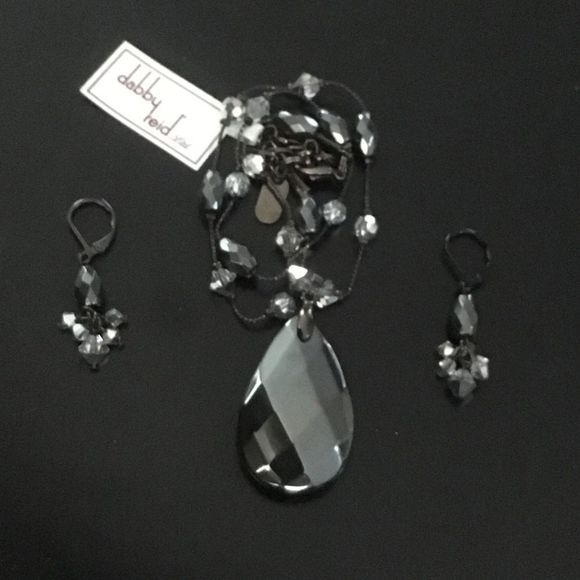Hematite & Swarovski Crystal Earrings & Necklace - Picture 7 of 14